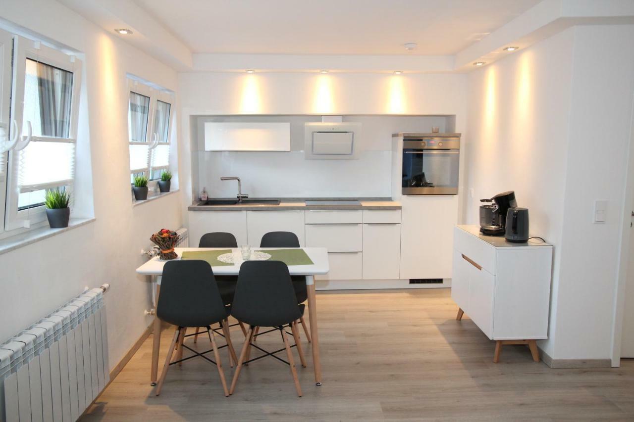 Neue Und Moderne Ferienwohnung Mülheim an der Ruhr Esterno foto