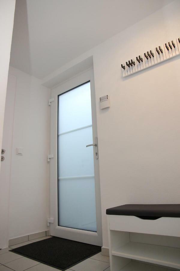 Neue Und Moderne Ferienwohnung Mülheim an der Ruhr Esterno foto